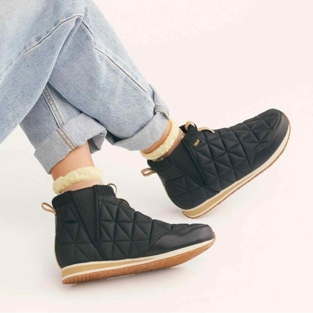 Teva Reember | EUC, Quilted Black/Tan Mid Ankle‎ Boots